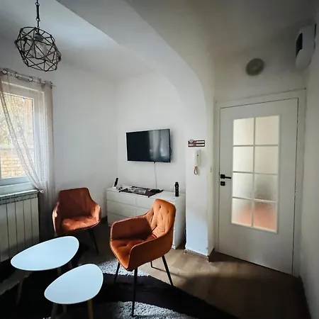 Apartment Miss Nareens With Free Garage *