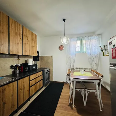 Apartment Miss Nareens With Free Garage Sarajevo