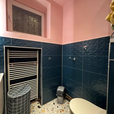 Apartment Miss Nareens With Free Garage
