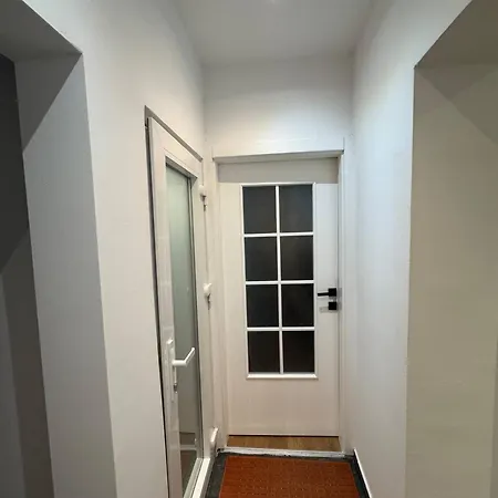 Apartment Miss Nareens With Free Garage *